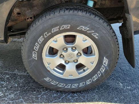 Used 2005 Toyota Tacoma 4x4 Access Cab image 11