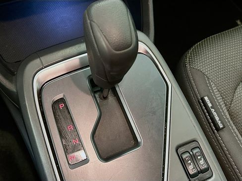 Used 2024 Subaru Crosstrek 2.0i Premium image 24