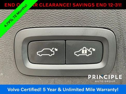 Certified 2022 Volvo XC40 P8 Recharge Plus image 27