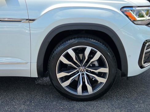 Used 2023 Volkswagen Atlas Cross Sport SEL Premium R-Line AWD/4WD image 19
