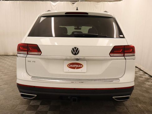 Used 2022 Volkswagen Atlas SE w/ Panoramic Sunroof Package FWD image 4