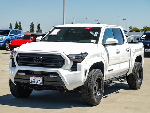 Certified 2024 Toyota Tacoma SR5 RWD image 3