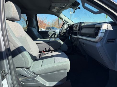 Used 2024 Ford F350 XLT image 11