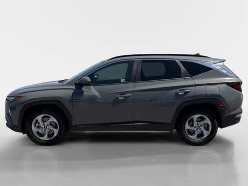 Used 2024 Hyundai Tucson SEL FWD image 2