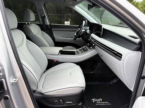 Used 2024 Hyundai Palisade SEL FWD image 18
