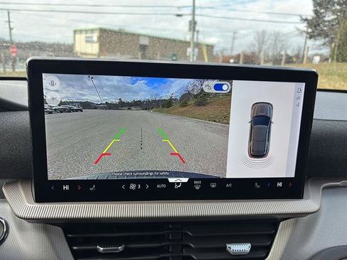 New 2026 Ford Explorer Active image 22