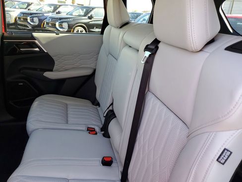 New 2026 Mitsubishi Outlander SEL FWD image 10