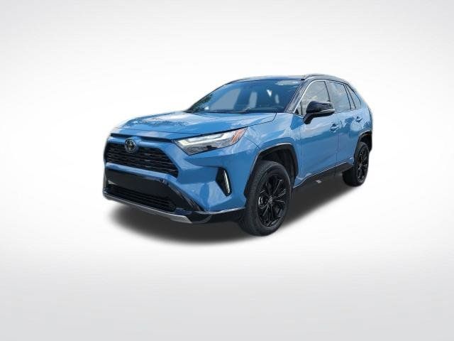 Used 2025 Toyota RAV4 XSE w/ Weather Package AWD/4WD image 5