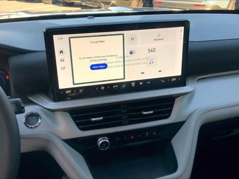 New 2025 Ford Explorer Active w/ Active Comfort Package image 7