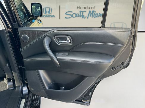 Used 2021 INFINITI QX80 Luxe image 31