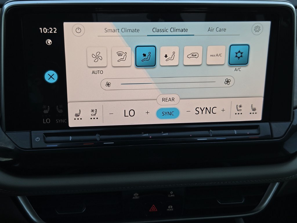 Used 2026 Volkswagen Atlas SE FWD image 16