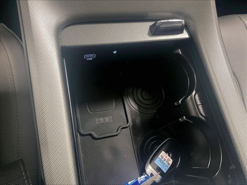 Used 2023 Hyundai Palisade SEL w/ Premium Package image 28