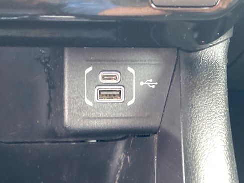 Used 2022 Jeep Compass Latitude image 15