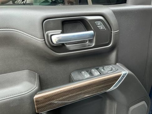 Used 2021 Chevrolet Silverado 1500 LT RWD image 18