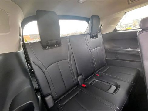 Certified 2026 INFINITI QX60 Luxe w/ Cargo Package AWD/4WD image 32