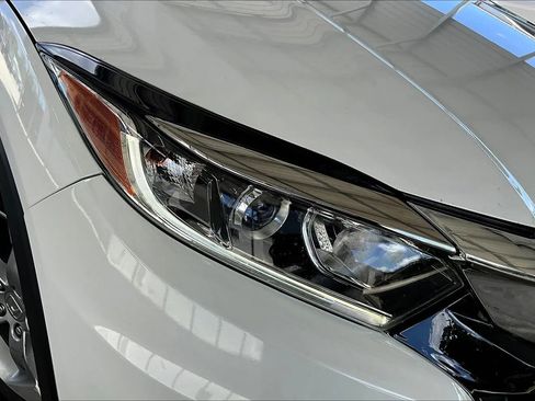 Used 2022 Honda HR-V LX image 27