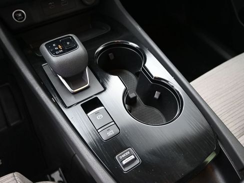 Used 2023 Nissan Rogue SV FWD image 24
