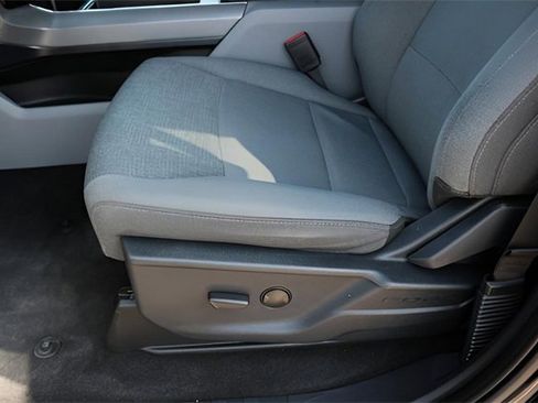 Used 2024 Ford F150 XLT w/ Mobile Office Package image 12