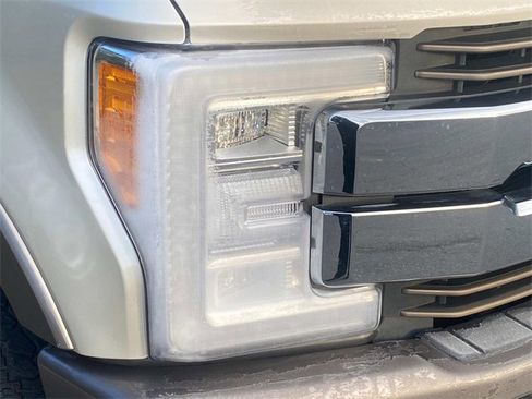 Used 2018 Ford F250 King Ranch w/ King Ranch Ultimate Package image 4