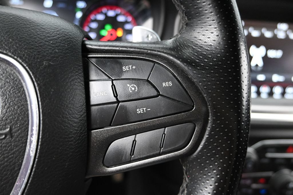 Used 2022 Dodge Charger R/T w/ Blacktop Package RWD image 25