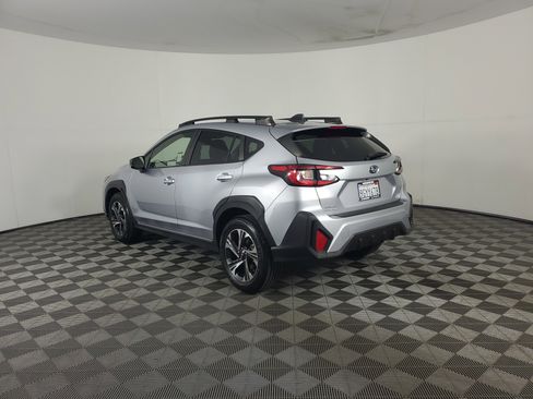 Used 2024 Subaru Crosstrek 2.0i Premium AWD/4WD image 6