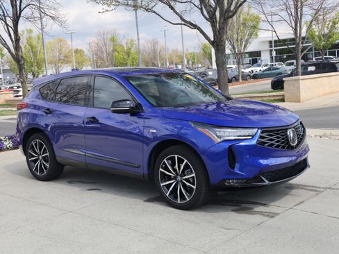Used 2025 Acura RDX A-Spec image 2