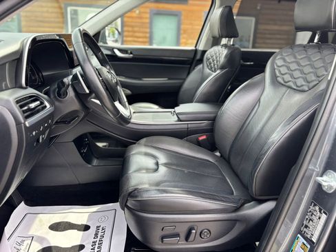 Used 2022 Hyundai Palisade Limited w/ Winter Package image 13