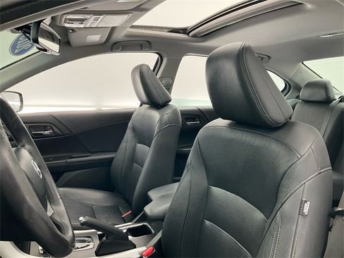 Used 2013 Honda Accord Touring image 18