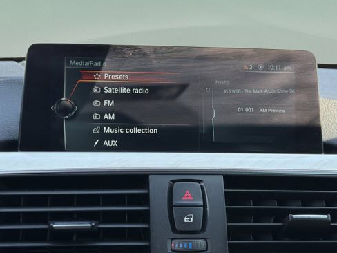 Used 2017 BMW M4 Convertible RWD image 18