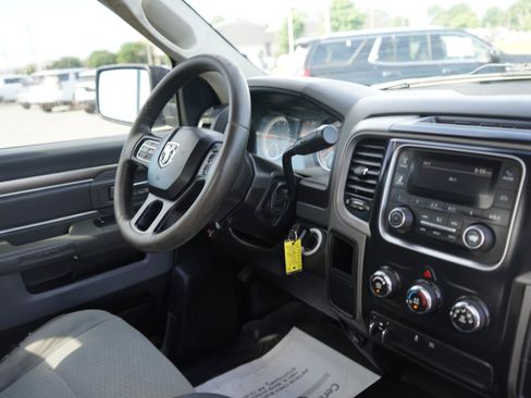 Used 2017 RAM 2500 Tradesman w/ Chrome Appearance Group AWD/4WD image 20