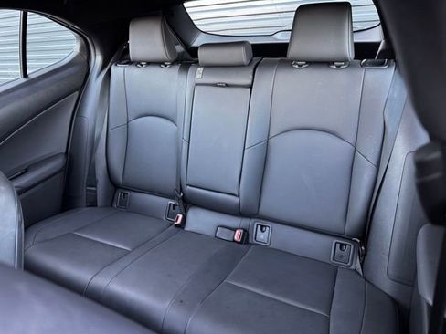 Used 2022 Lexus UX 250h w/ Premium Package image 31