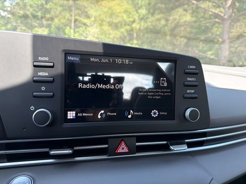 New 2026 Hyundai Elantra Sport FWD image 23