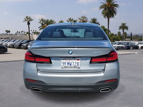 Used 2023 BMW 530e w/ M Sport Package image 6