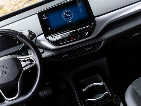 Used 2022 Volkswagen ID.4 Pro image 18