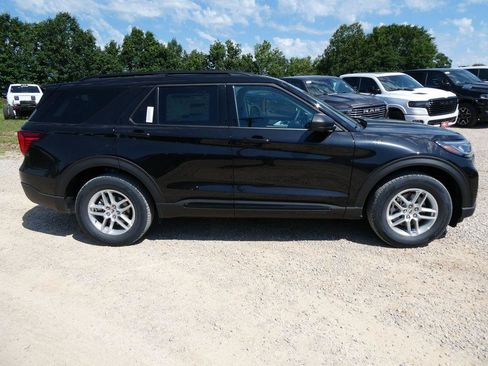 New 2026 Ford Explorer Active AWD/4WD image 4
