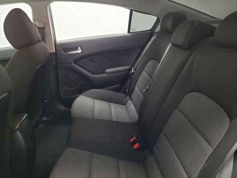 Used 2017 Kia Forte LX image 18