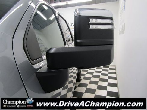 Certified 2025 Chevrolet Silverado 2500 High Country w/ High Country Premium Package image 21