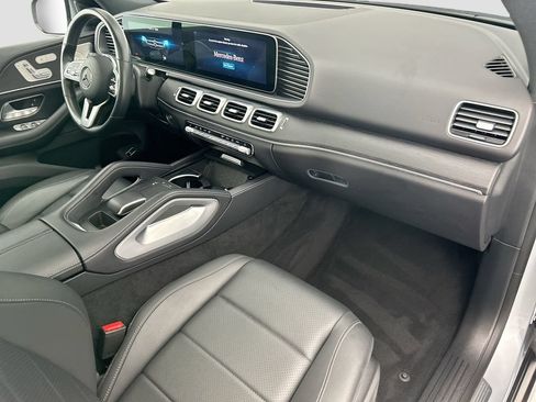 Used 2023 Mercedes-Benz GLE 350 4MATIC w/ Premium Package image 16