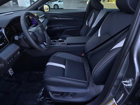 Certified 2026 Toyota Camry SE FWD image 16