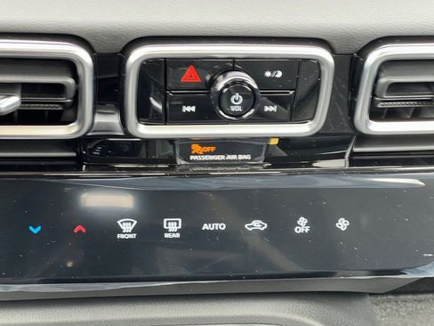 New 2026 Nissan Sentra SV image 4