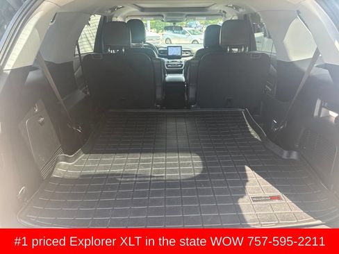Used 2023 Ford Explorer XLT w/ Equipment Group 202A AWD/4WD image 16