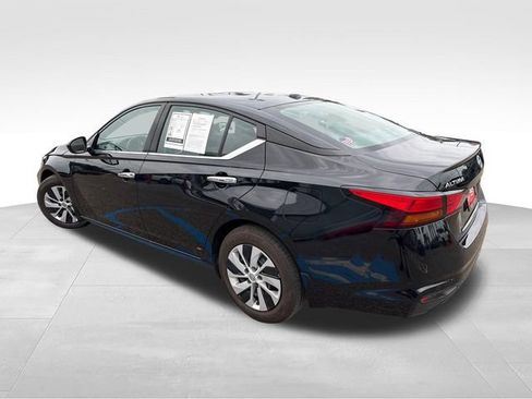 Certified 2025 Nissan Altima 2.5 S FWD image 5