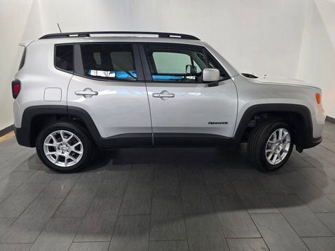 Used 2021 Jeep Renegade Latitude w/ Convenience Group AWD/4WD image 6