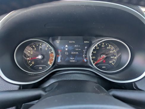 Used 2021 Jeep Compass Limited image 20