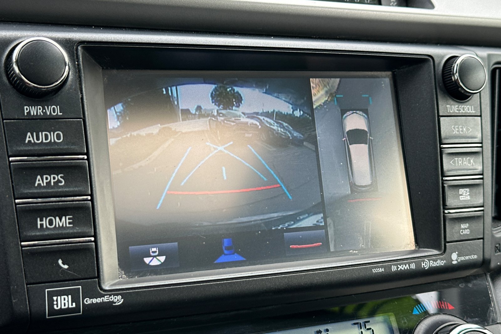 Used 2017 Toyota RAV4 Platinum w/ All Weather Liner Package FWD image 22