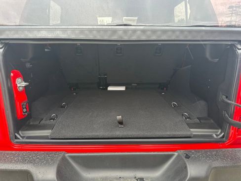 New 2025 Jeep Wrangler Sport S image 21