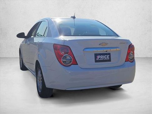 Used 2015 Chevrolet Sonic LT image 6