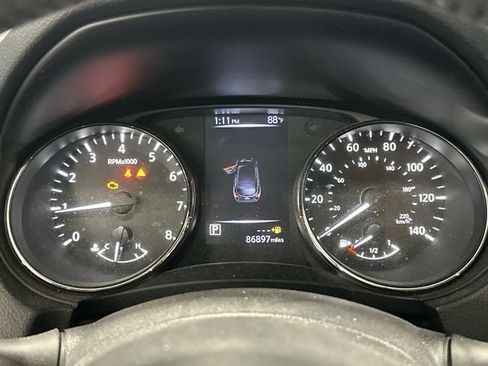 Used 2018 Nissan Rogue Sport SL w/ SL Premium Package AWD/4WD image 14
