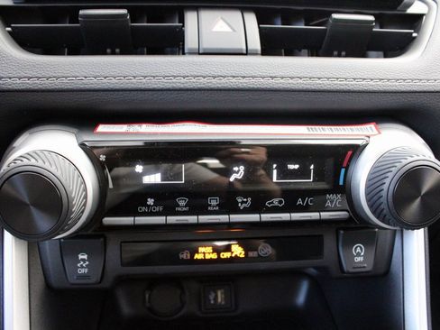 New 2025 Toyota RAV4 LE image 32