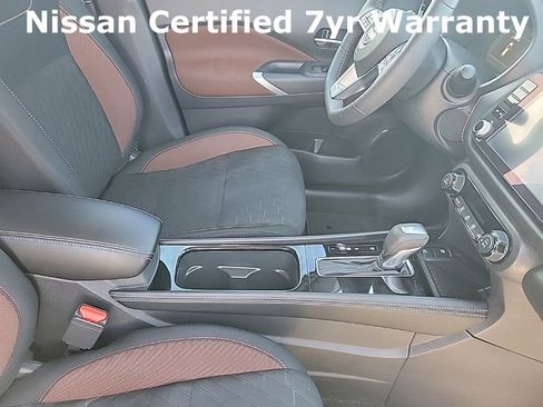 Used 2024 Nissan Kicks SR image 43